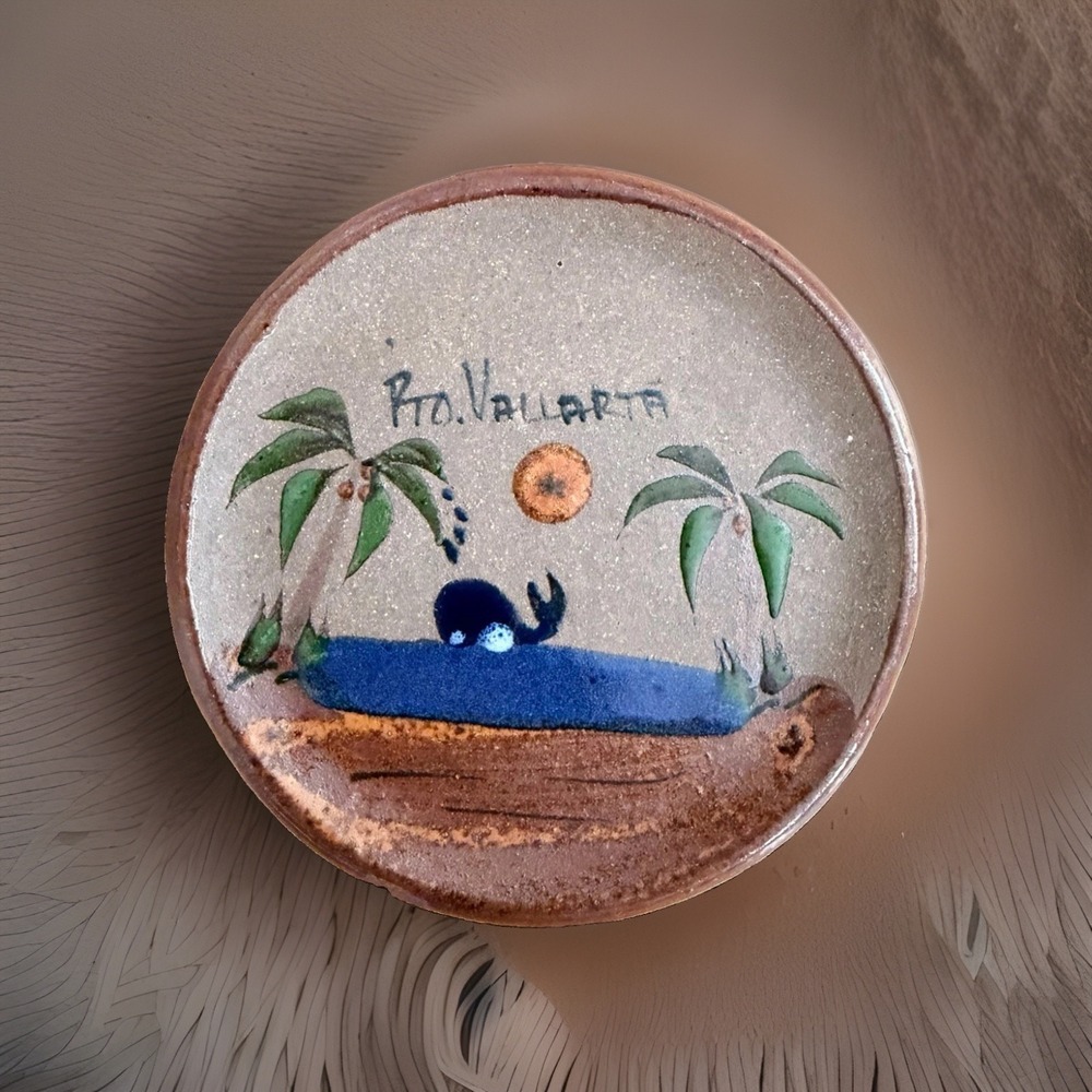 Vtg Puerto Vallarta Mexico Trinket Dish Coaster Whale Palm Tree Sand Glaze 3.5"